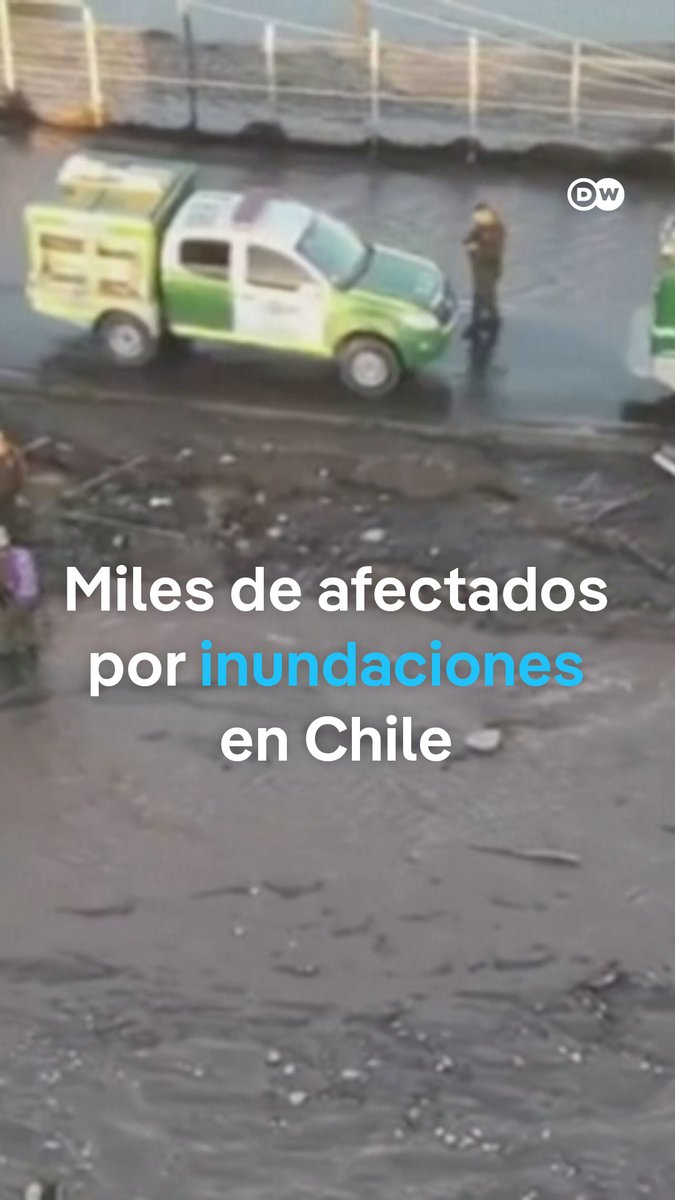 Autoridades evacúan zonas inundadas en Coquimbo, Chile Las autoridades chilenas evacuan residentes de la región norteña de Coquimbo, donde las fuertes lluvias han causado la muerte de al menos 13 personas y han dejado aisladas a más de 60 000. La tormenta, que comenzó el 15 de julio en el sur del país, azotó las regiones de Coquimbo y Atacama, normalmente áridas.