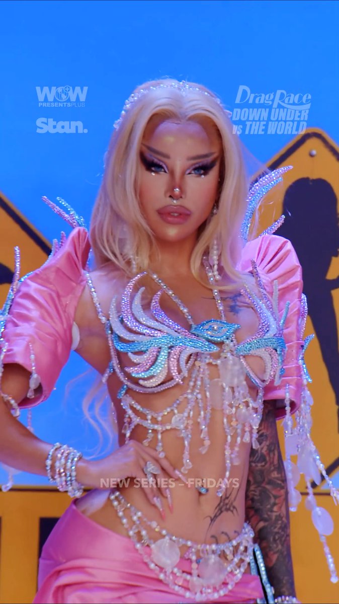 M1SS JADE SO enters the Werkroom of Drag Race Down Under vs The World! 🇵🇭 M1ss Jade Barangka So #DragRaceDownUnder vs The World premieres Fridays ➡️ 🌏 WOW Presents Plus worldwide ex. Australia 🇦🇺 Stan.