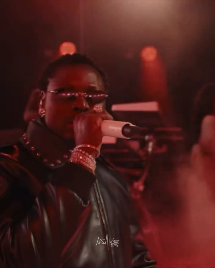 🚨 Asake Goes Crazy Performing “Kings Intro” &amp; “Psycho” 🔥🤩 OUT NOW🚨