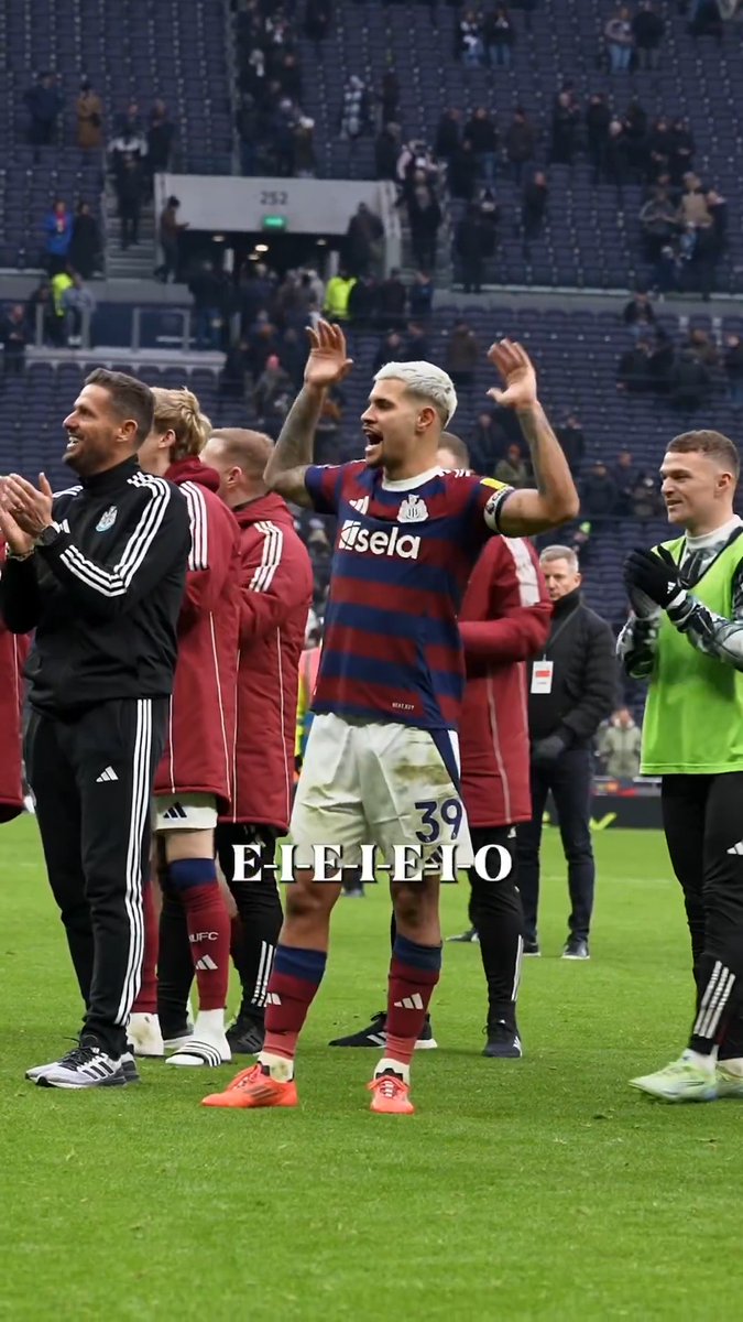 Bruno Guimarães has always had a special connection with the Newcastle faithful 🤍🖤