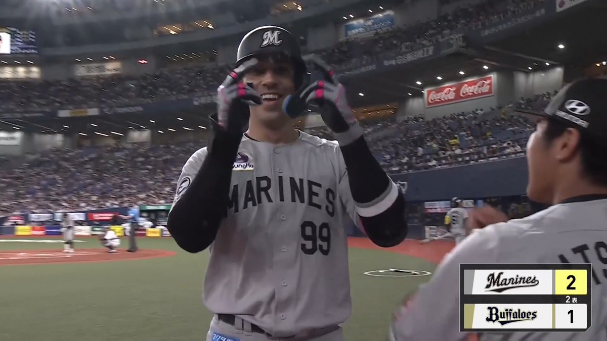キャプテンソト!🔥🔥 こちらも完璧に捉えた!💪 千葉ロッテ ソト 選手の今シーズン第12号ソロホームランで追加点を挙げる!🌈 👇ライブ配信・見逃し配信を見る