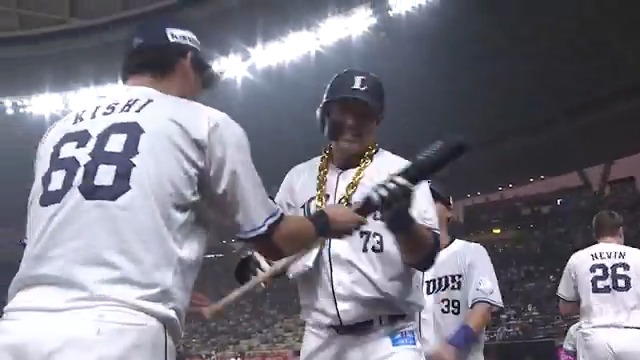 #林安可 選手にもホームランが飛び出す! 滞空時間の長い一発で、試合を振り出しに戻します! #seibulions #打破 #圧倒的至近距離 #バザールコラボシリーズ