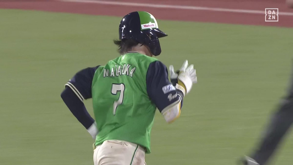 緑に染まるスタンドへ これで2試合連発 長岡秀樹 第2号ホームラン ⚾️ヤクルト×広島 #swallows #だったらDAZN