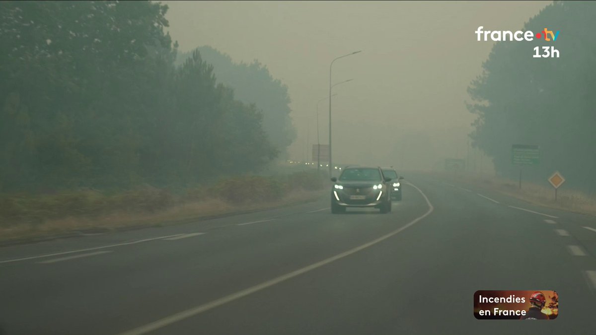 🔥 INCENDIE EN GIRONDE - Évacuation générale sur la presqu'île du Cap Ferret. Des dizaines de milliers de personnes quittent leur habitation pour ne pas se retrouver piégées par les flammes. Une opération complexe car une route, seulement, relie la presqu’île au continent. #JT13H