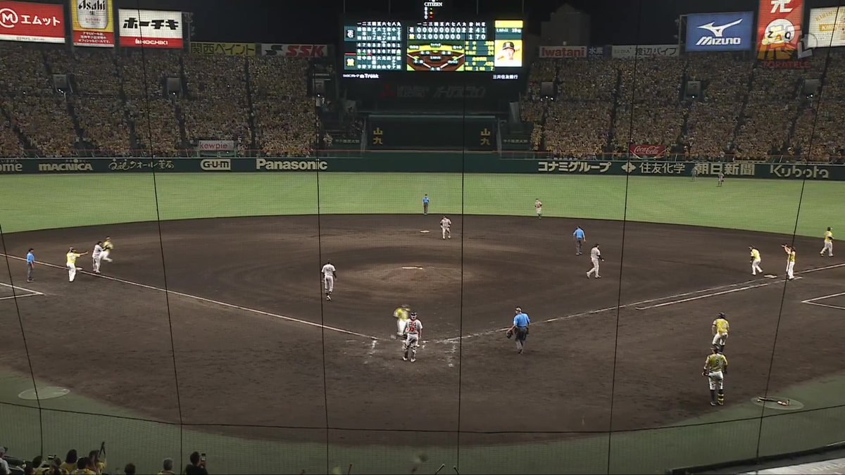 9回裏、一死満塁のチャンスに森下選手が同点のライト犠牲フライを放つ！