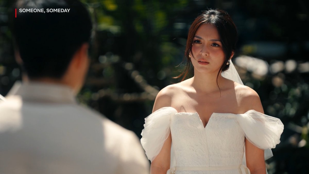 Billy did not deserve this on her wedding day, but Alvin deserved all of that! 😌 Someone, Someday is now playing first on Netflix! #SomeoneSomeday #KathrynBernardo #JamesReid #JCdeVera #ArciMunoz