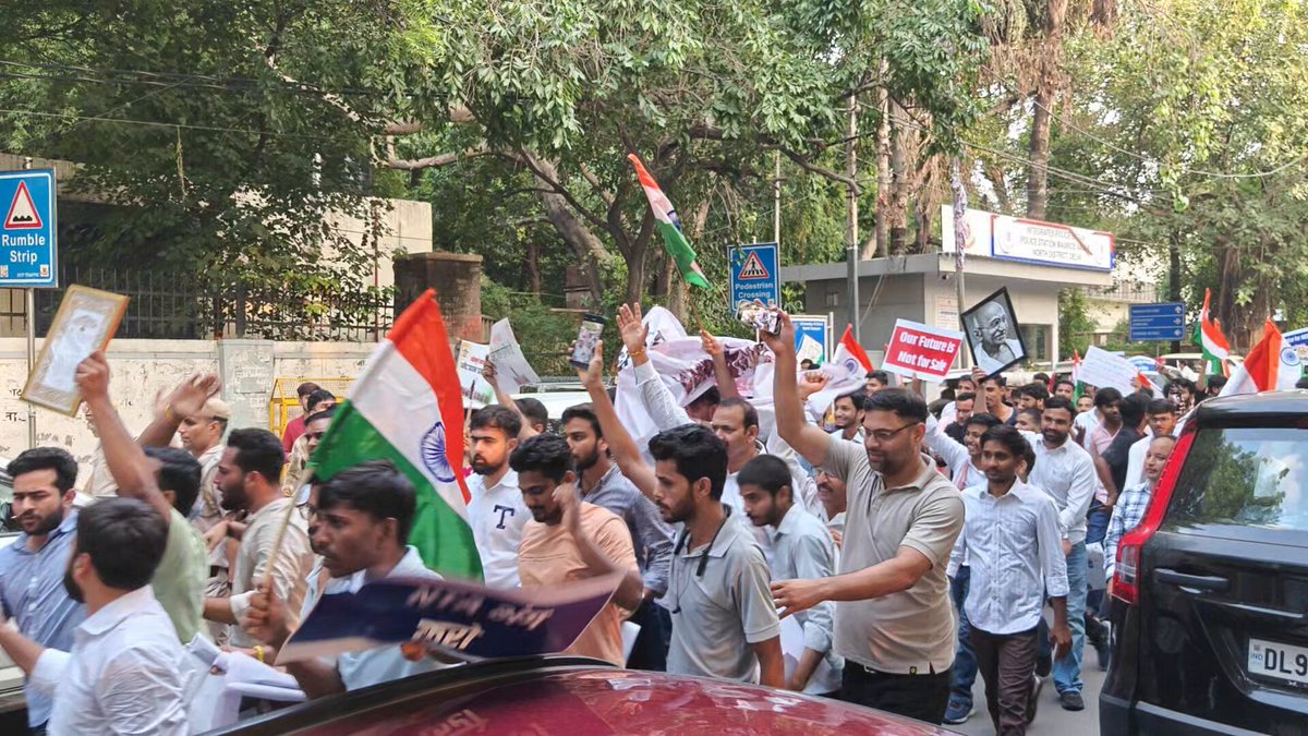 GenZ movement has reached Delhi Univerity. As per CJP call for protests, this was organised at Arts Faculty , DU