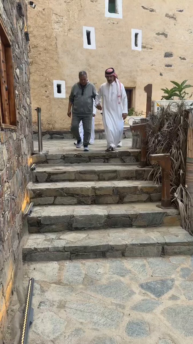 جيتني مرحبا بك .. الفنان الكبير محمد عبده في ضيافة قصور أبوسراح اليوم ٢٤ / ٧ / ٢٠٢٦ مرحباً ألف أبونوره #محمد_عبده