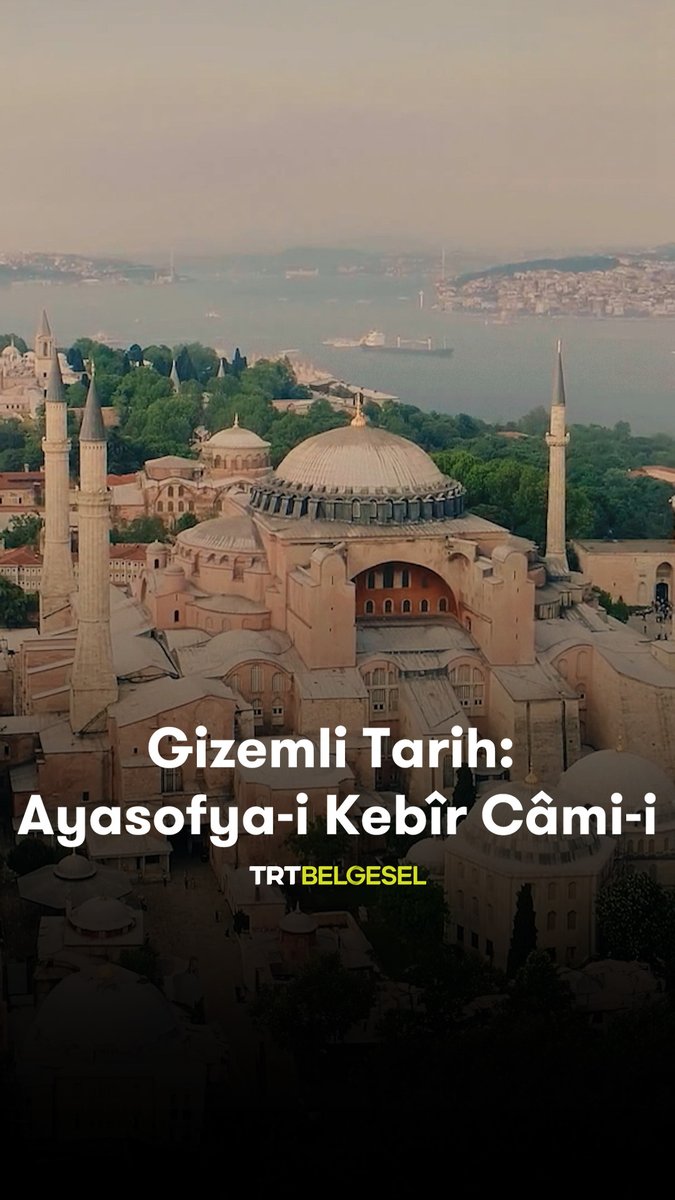 Ayasofya 1500 yıl önce sanki bir cami olarak inşa edilmiş gibi kıble yönüne dönük. Peki ama neden? “Gizemli Tarih”, 21.00'de TRT Belgesel’de. #Ayasofya