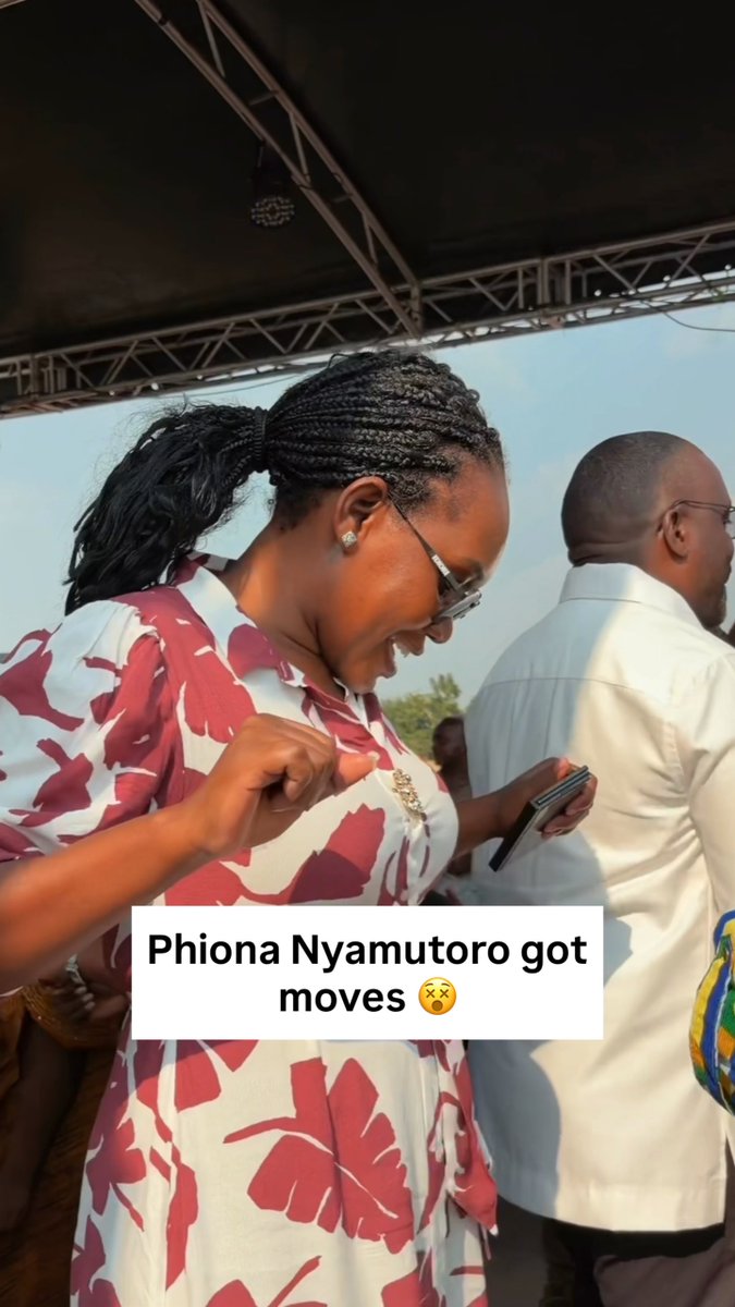 Hon. Phiona Nyamutoro dancing to the “Nassanga Remix.” You love to see it! 🤩😂