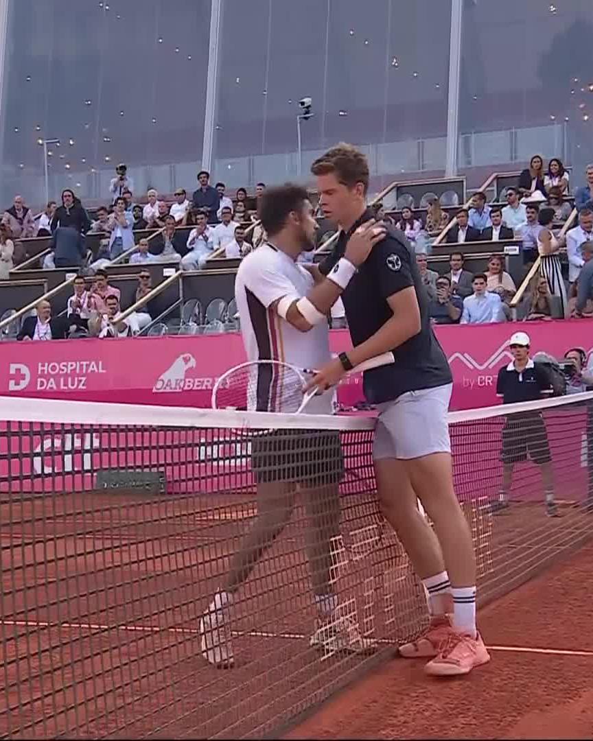 Through a rollercoaster 🎢 Blockx gets past Burruchaga 6-4 5-7 6-4 to make the final four #EstorilOpen