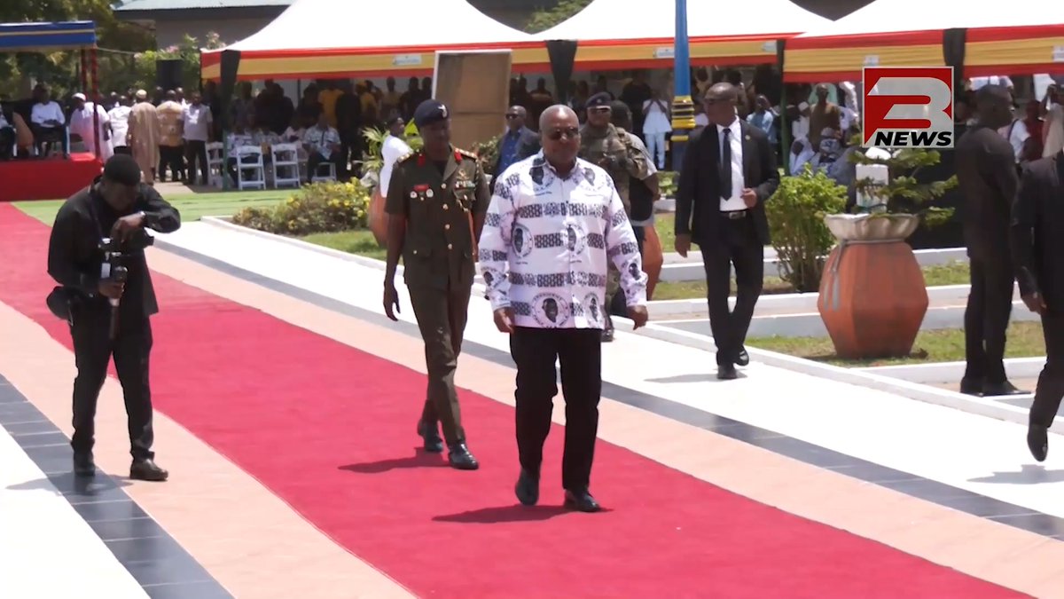 President John Dramani Mahama laid a wreath at Asomdwee Park during a memorial service commemorating the 14th anniversary of the passing of former President John Evans Atta Mills. #3NewsGH #TV3GH