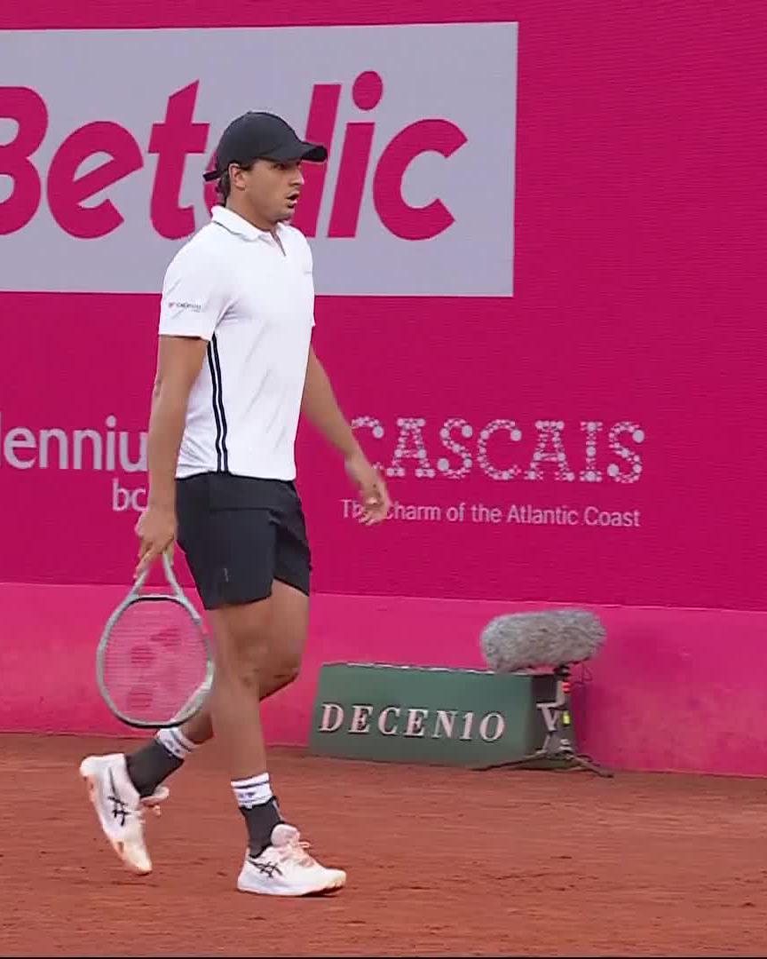 Darderi is on the charge early on 😮💨 #EstorilOpen