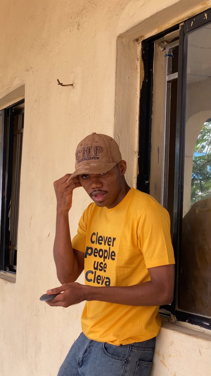 Campus struggles are real, from disappearing data to P2P scams and heavy middleman fees. 📉 Clever people don't stress, they use Cleva Cleva (YC W24). Get your dollar account, zero-fee local transfers, virtual cards, and a 3% data discount!. Watch the full breakdown below ⬇️ . Ready to level up? Download Cleva from the App Store or Play Store today, and make sure to use my promo code PAUL6769 to get a complete waiver on your first transaction! Link Below ⬇️ 🚀