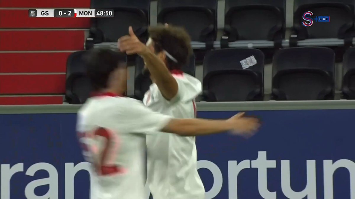 Patrick Cutrone, skoru 2-0 yaptı.