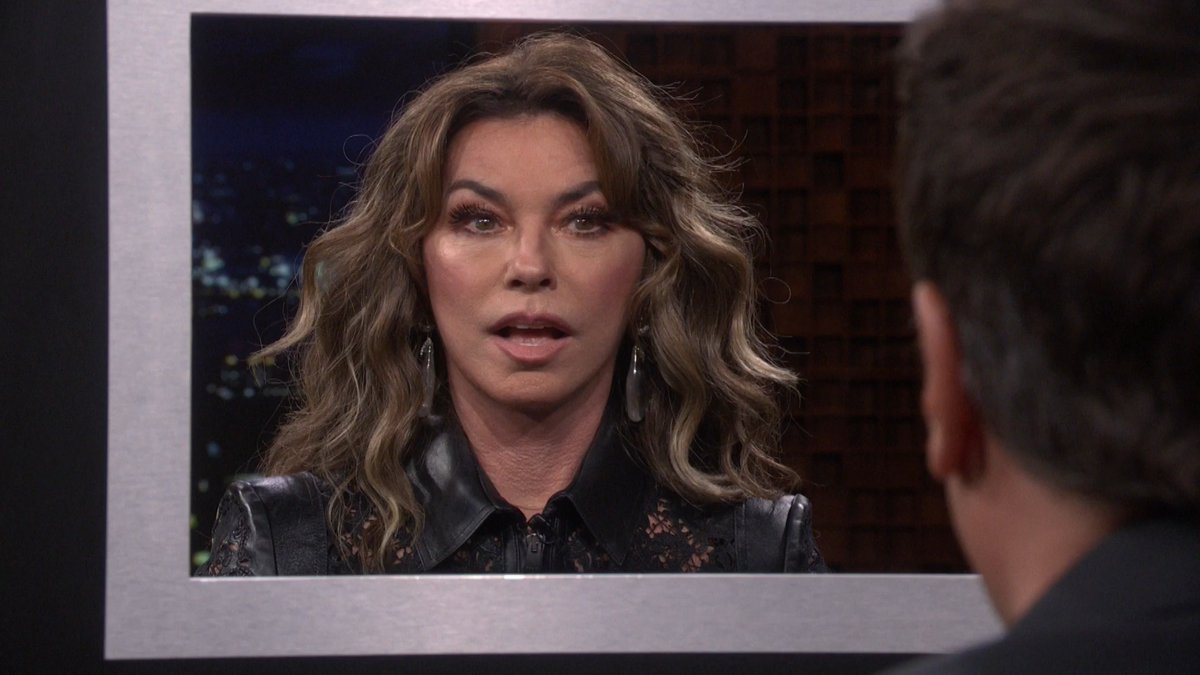 Things go off the rails after Shania Twain ๐๐๐ finds out Jimmy lied to her in Box of Lies ๐ญ #FallonTonight