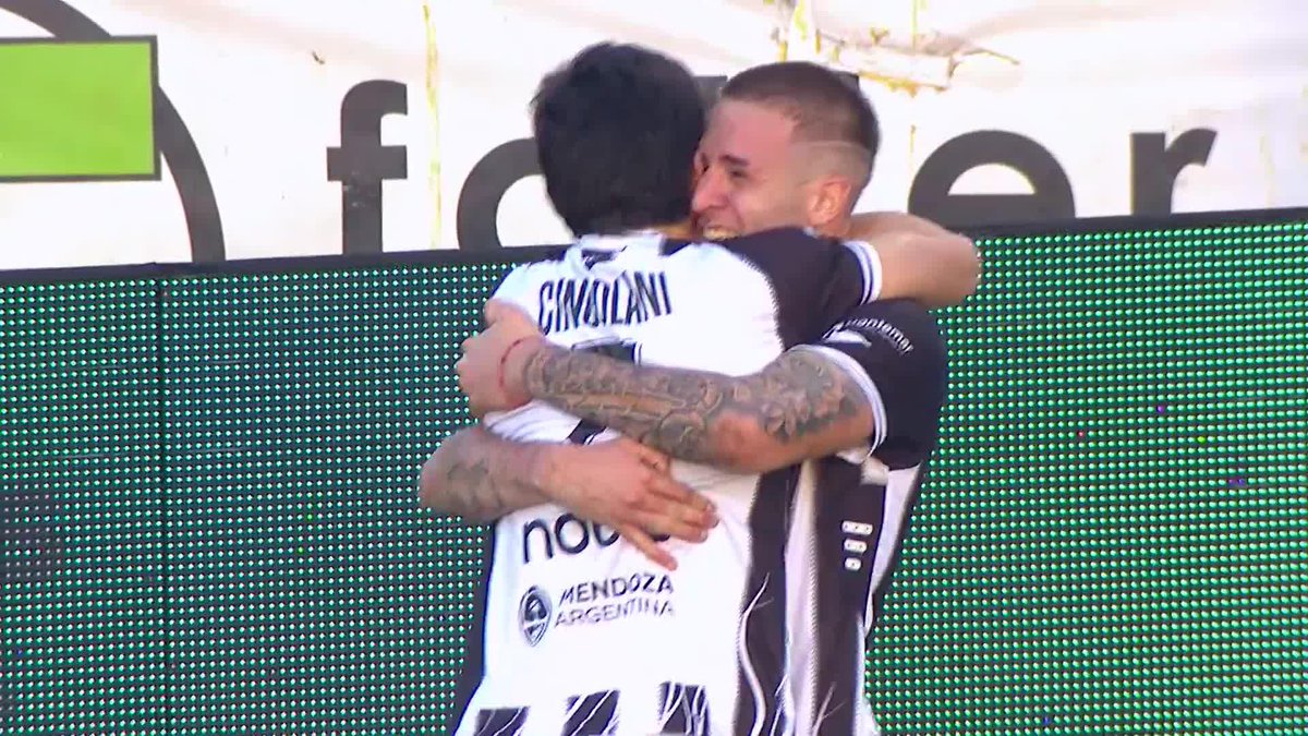 ⚽🐺 ¡QUÉ CABEZAZO, GOLEADOR! Módica y el testazo con el que Gimnasia de Mendoza le ganó a Central Córdoba. #TorneoClausura