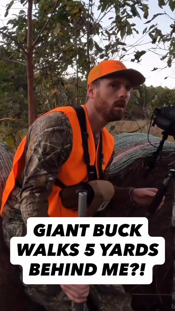 How incredible was it to get this once-in-a-lifetime moment caught on film? Congratulations, this was quite the hunt considering all that went down before the shot! 📸@paulatherton21 #FindYourAdventure