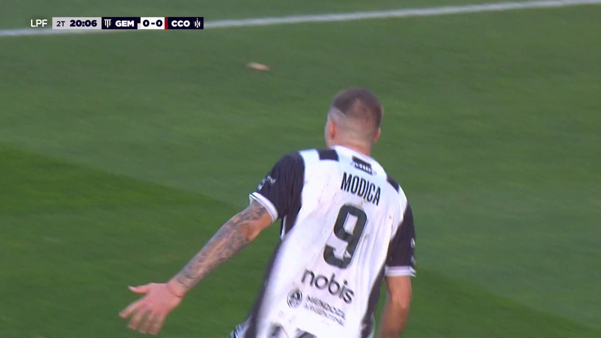 “Enzo Fernández” Porque los usuarios comparan este gol de Agustín MÓDICA a Central Córdoba con el gol que le hizo ENZO FERNÁNDEZ a EGIPTO para poner el 3-2 en los octavos de final de la COPA DEL MUNDO: “Son IGUALES”.