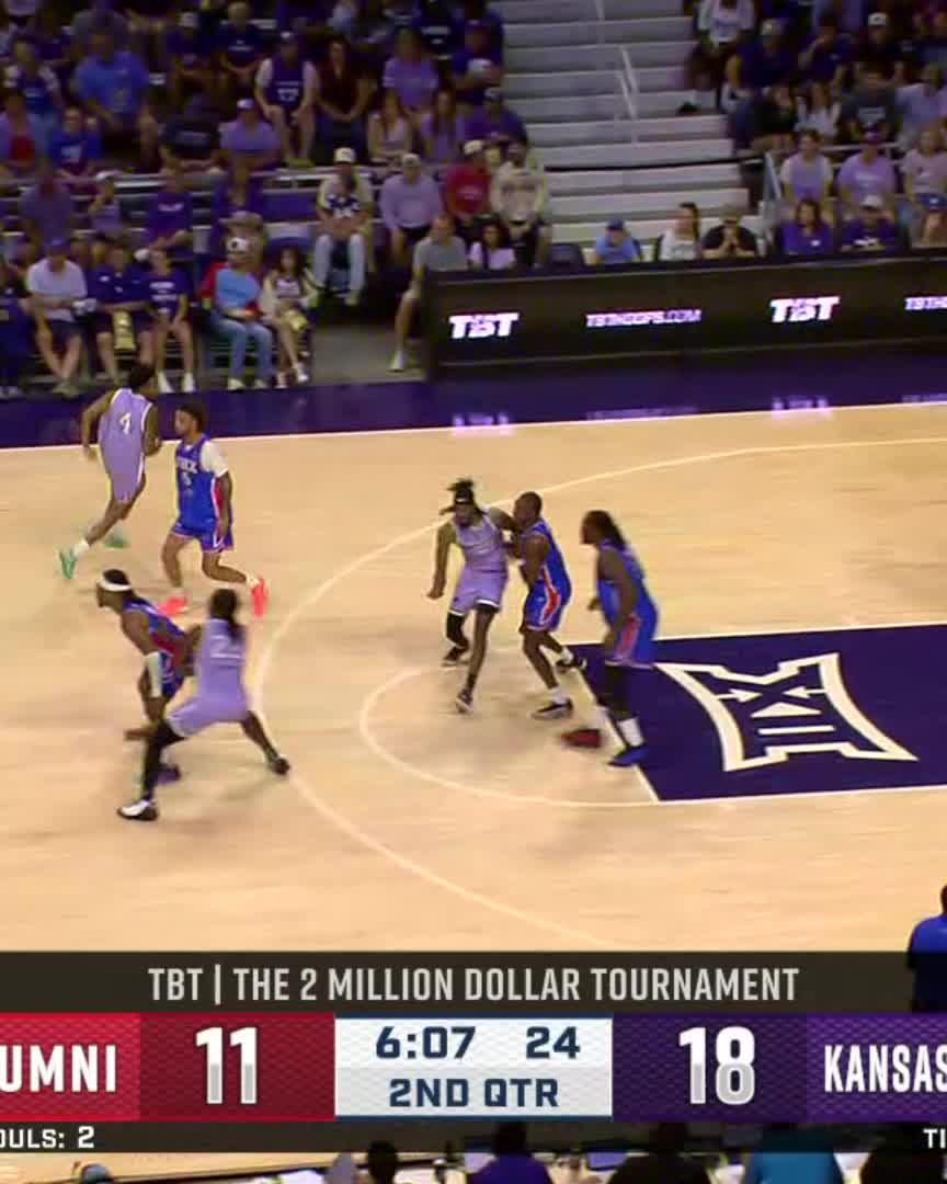 CLEAR THE STRIP FOR TAKEOFF!!! AUSTIN TRICE WHAT DID THE RIM DO TO YOU?!? K-State Men's Basketball fans are ON THEIR FEET!!