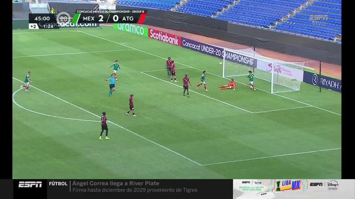 ¿Y esto? Tremendo error de la defensa de Antigua y Barbuda. Disfruta el Campeonato Sub-20 de la Concacaf 2026 por #DisneyPlus Premium.