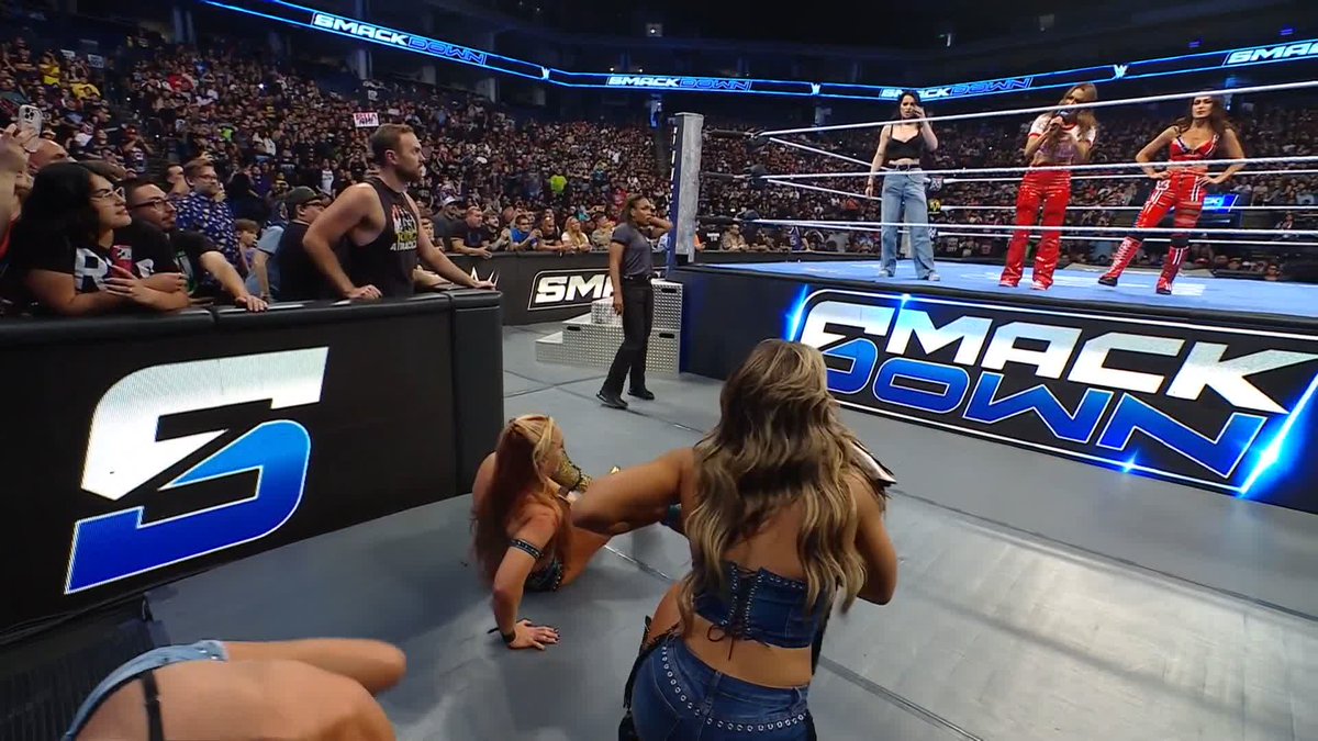 NIKKI BELLA is BACK!!! The odds are even and we got ourselves a Six-Woman Tag Team Match set for #SummerSlam! 🙌 Nikki & Brie | SARAYA