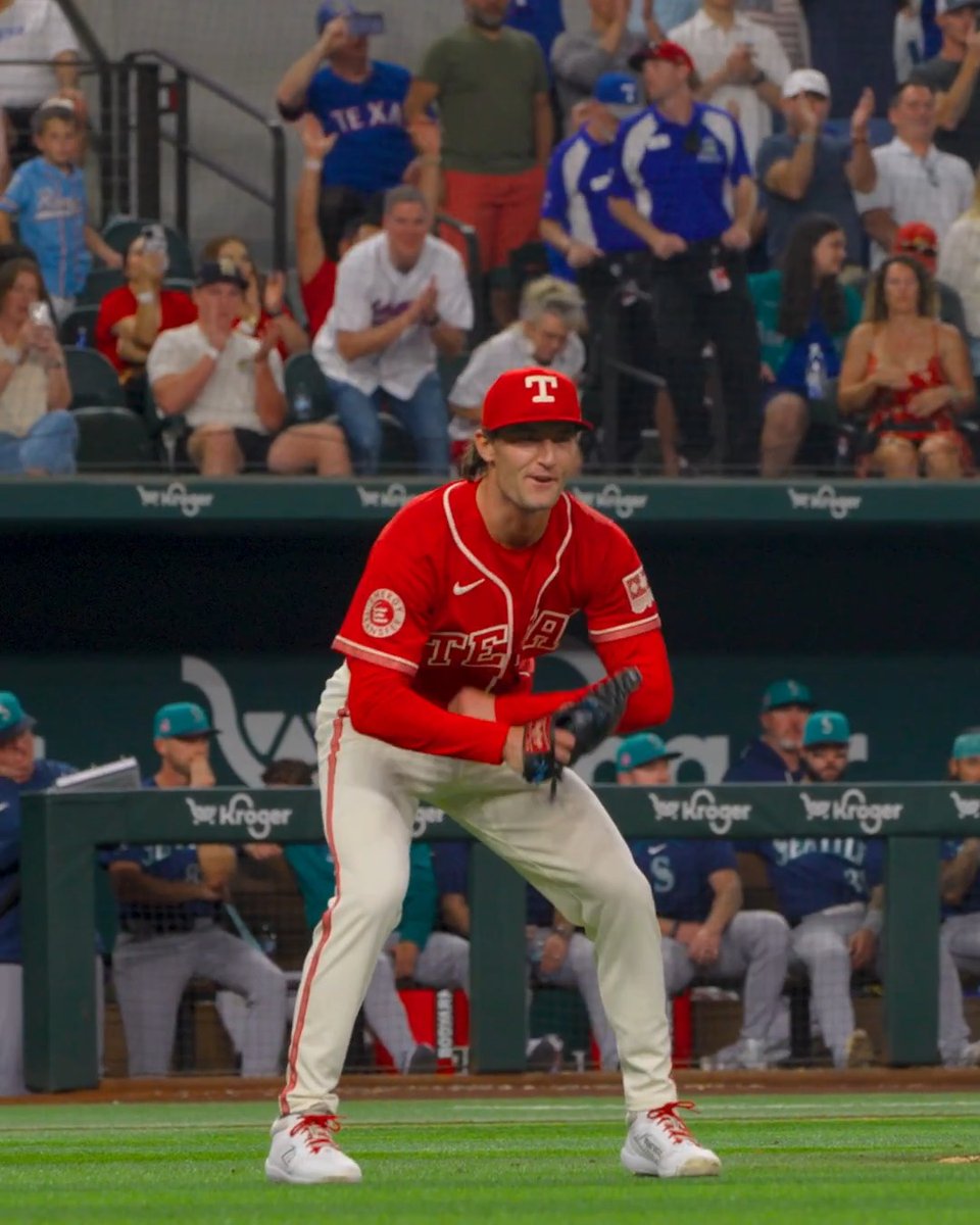 20 saves for our All-Star. #AllForTX