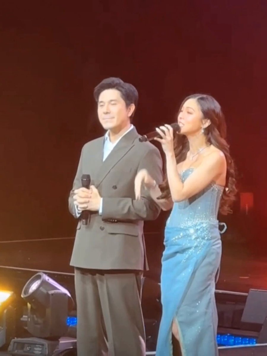 Pau: Nagpapasalamat kami ni Kim sa suportang binigay niyo lalo sa mha KimPau fans Awww conjugal din pati sa thank you speech. You're welcome parentssss. Susuportahan kayo hanggang magviolet kami 😭 KIMPAU SHOWSTOPPER #KimPauAUSSIEmazingXP