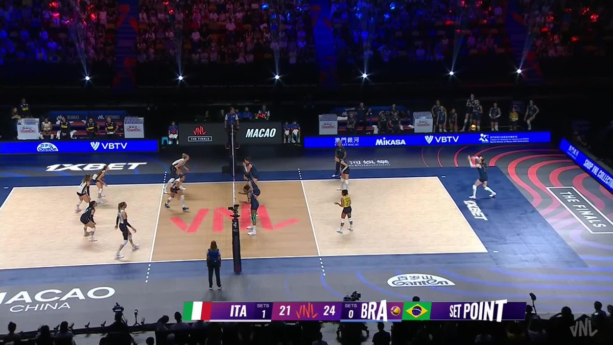 #VNL2026 ONE SET EACH. 🇧🇷⚔️🇮🇹 📺 Watch LIVE on VBTV: 🏐 #BePartOfTheGame #Volleyball