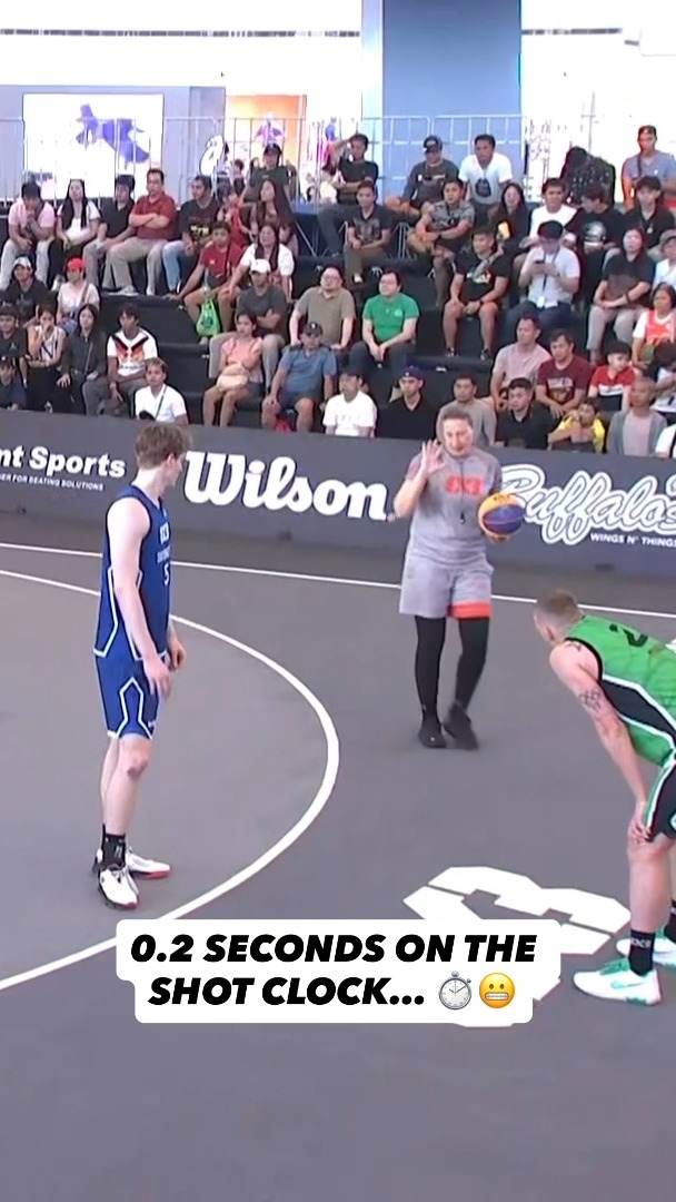 One of the WILDEST makes of the season! 😱🪄🔥 #3x3CH #3x3Basketball