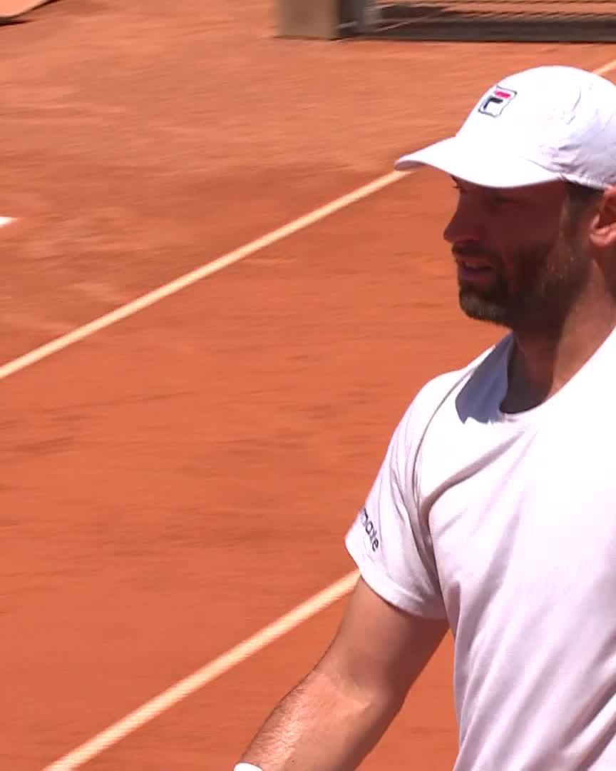 4 STRAIGHT ACES 🔥 Halys starts his second ATP tour final in style! #GeneraliOpen