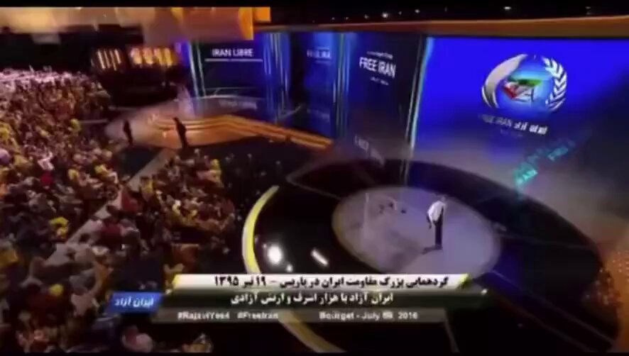 مبلغ ۴۴٬۶۲۱٬۴۶۰ دلار به کشیش سعید عابدینی مبلغ ۴۰،۵۰۰،۰۰۰ دلار به نغمه پناهی و فرزندش اينكه موضوع #غرامت_گیت همچنان برای خیلی ها بی اهمیت هست، اینکه به افراد مختلف به اسم دادگاه و وکیل در کمتر از ۱۰ روز کمک های صد هزار دلاری میشه( که کمک به هم میهنان در هر کجای دنیا بسیار هم عالی هست) اما در مسیر غارت اموال ایران هرگز این اتفاق رخ نمیده، جای سوال هست! حالا خبرنگاری در همین راستا اعلام کرده این زن و مرد(که از هم جدا شدند) سالانه نفری یک میلیون دلار از این اموال دریافت میکنند و «کشیش سعید عابدینی» دستاوردش از اموال ملت ایران، سهم دخترانی که طعمه ی گاندوها میشوند، سهم کودکان کار و سوختبر و کولبر و محرومان ایران و خطه ی جنوب را خرج دختران روسی در سفرهای مختلف مینماید! -کشیش عابدینی فردی که در مقابل تروریستی بنام مریم رجوی، سلام به مقاومت میدهد اما از اموال بلوکه شده ی مردم ایران با کمک جمهوری اسلامی، زندگی لاکچری میکند! (بزودی اسناد مهمی در رابطه ی همراهی رژیم در پروژه ی غارت اموال بلوکه شده را منتشر میکنیم) پ ن: ما همچنان منتظر حضور وکلای ایرانی در این رابطه هستیم، در این راه ما را همراهی کنید که تاریخ مترصد ضربه ای مهلک به ایران است. #پسرعاقل_نوح