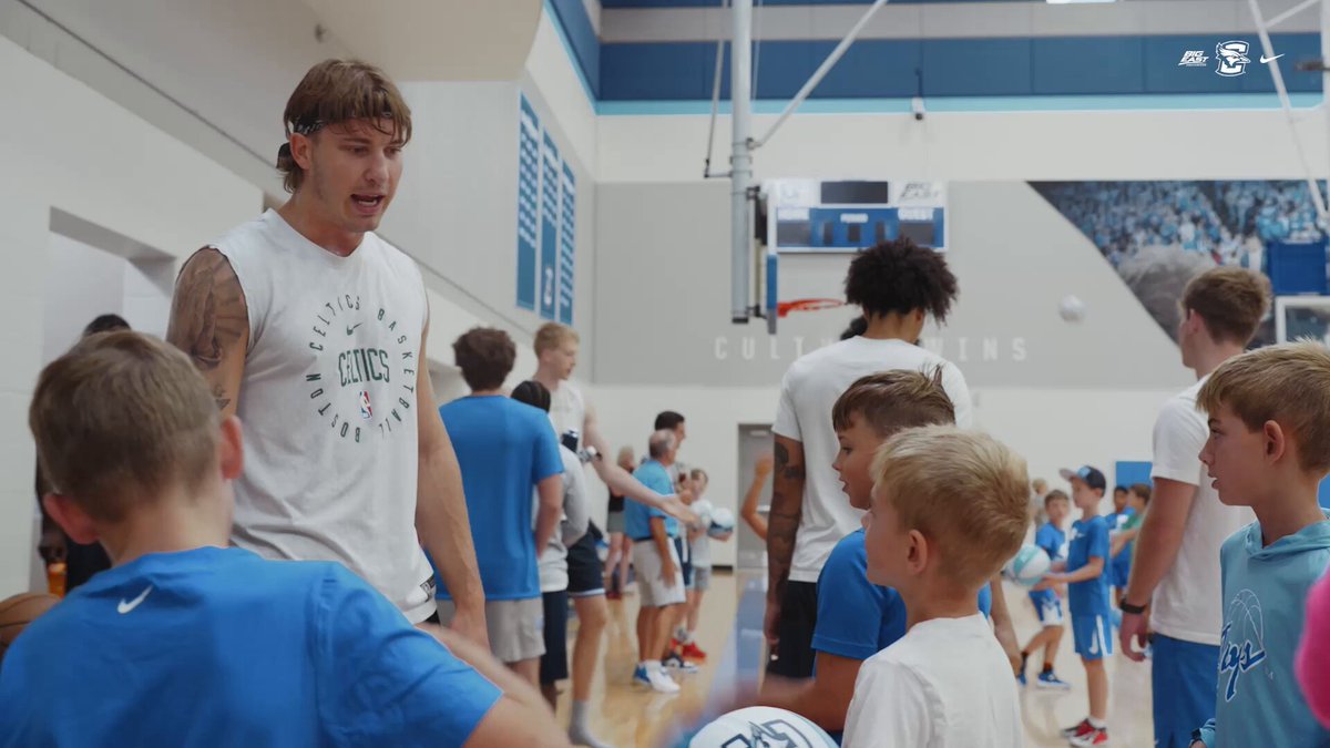 Had some familiar faces at camp yesterday 👀 #GoJays