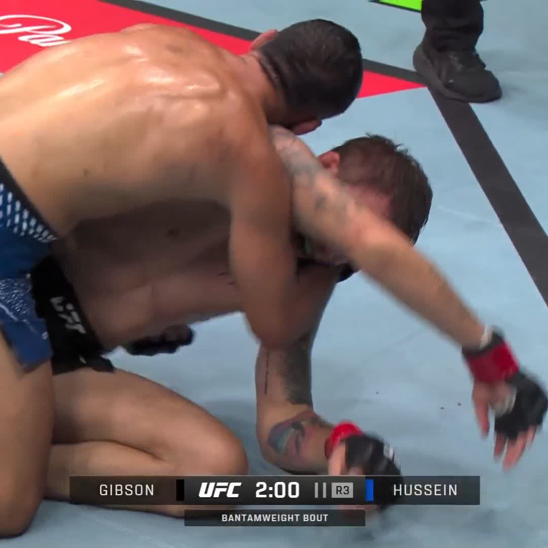 PREMIER FINISH DU JOUR 🔥 Abdul Hussein 🇫🇮 soumet Cody Gibson 🇺🇸au R3. #UFCAbuDhabi