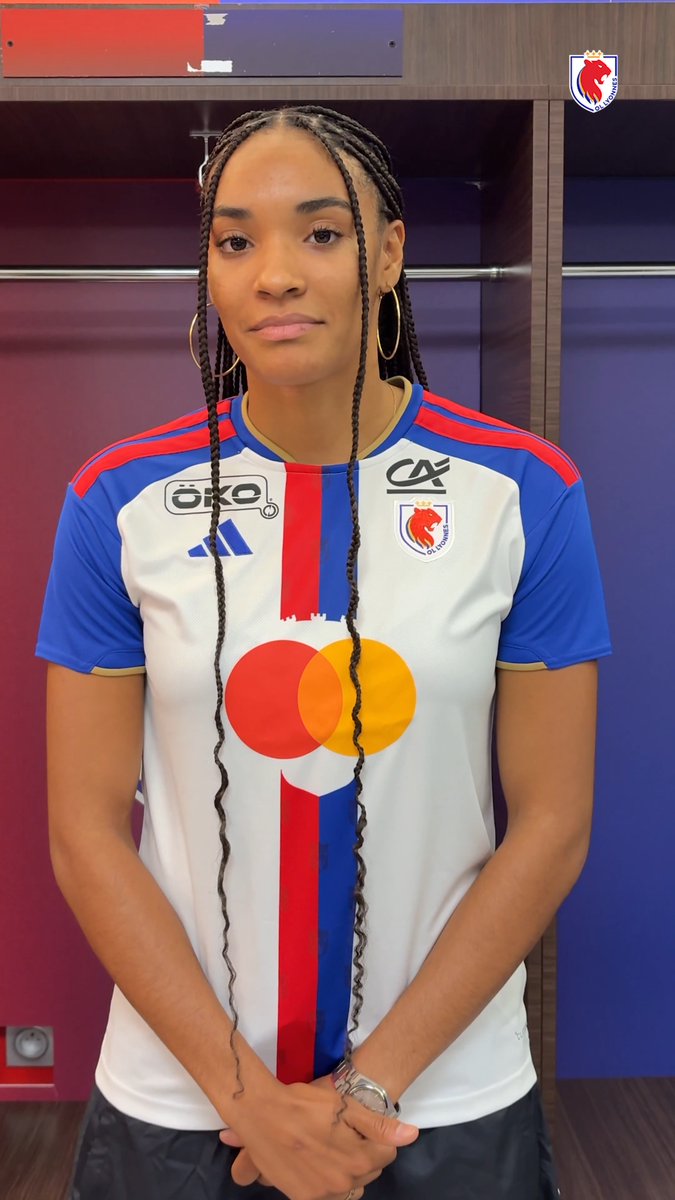 ๐ Ce qu'elle fait en dehors du foot ๐ถ Son artiste prรฉfรฉrรฉ ๐ฝ๏ธ Son plat prรฉfรฉrรฉ ๐ Son talent cachรฉ On en apprend un peu plus sur ๐๐๐ฅ๐ฆ๐ !