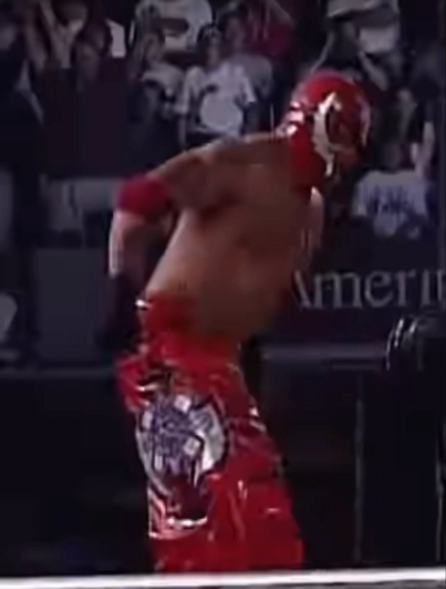 REY MYSTERIO DEBUED IN WWE AND 5 SECONDS LATER IMMEDIATELY JUMPED OFF A 15 FOOT CAGE 😭 ONE OF THE GREATEST TO EVER DO IT (2002)