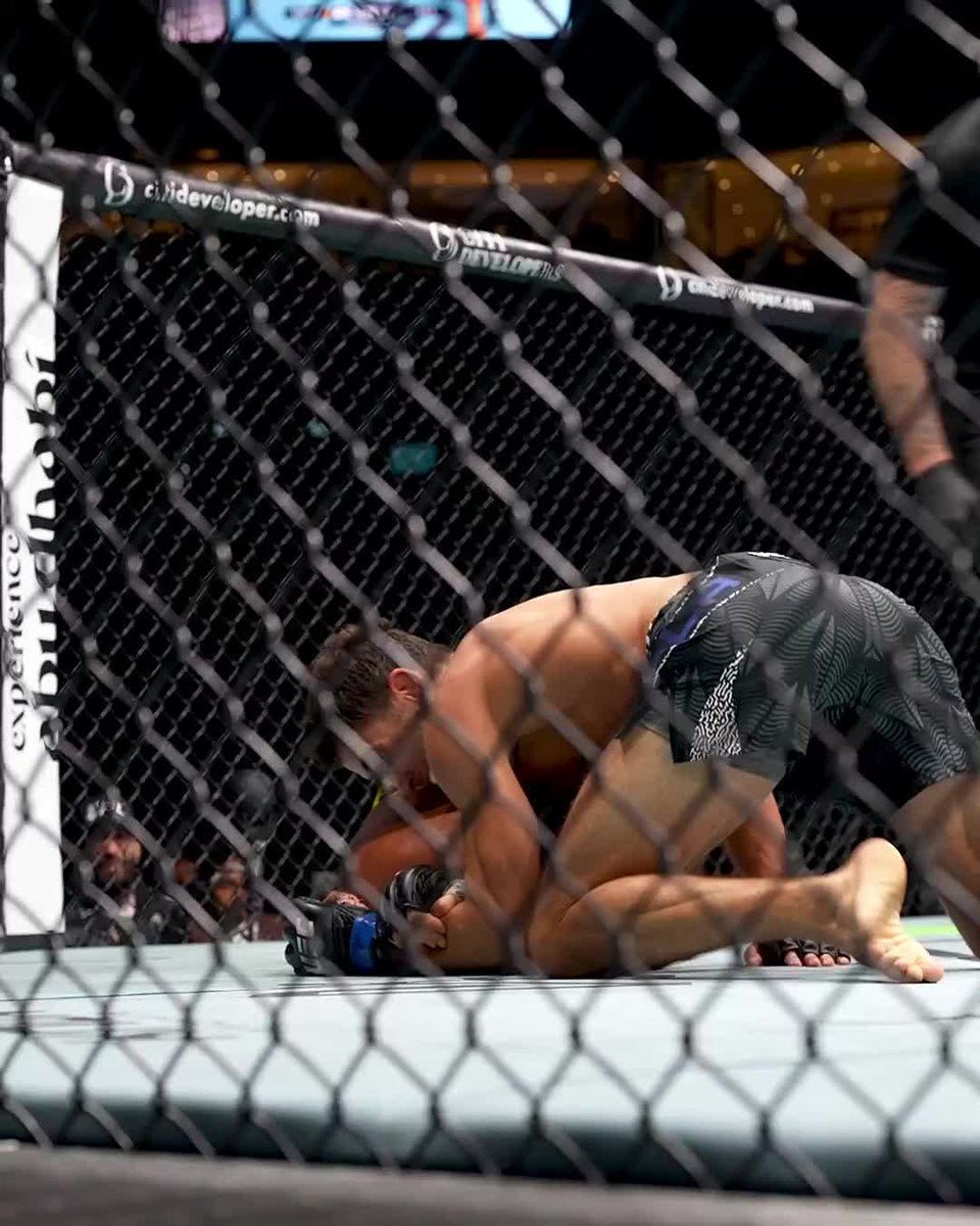 DON'T SLEEP ON HIS SUBMISSION GAME 💪 Axel Sola secures the big win at #UFCAbuDhabi! [ LIVE NOW on @ParamountPlus ]