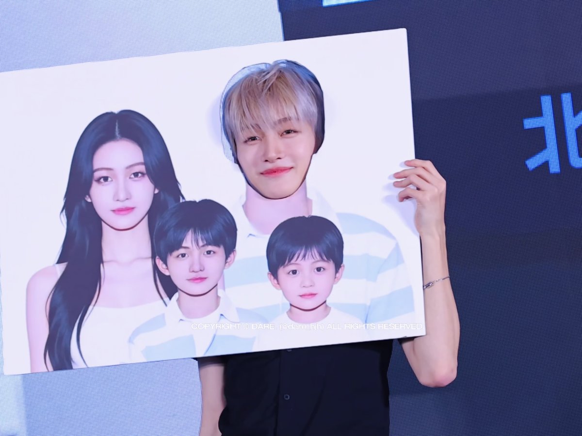 260725 가족사진 🧑‍🧑‍🧒‍🧒 #TWS #투어스 #지훈 #한지훈 #JIHOON