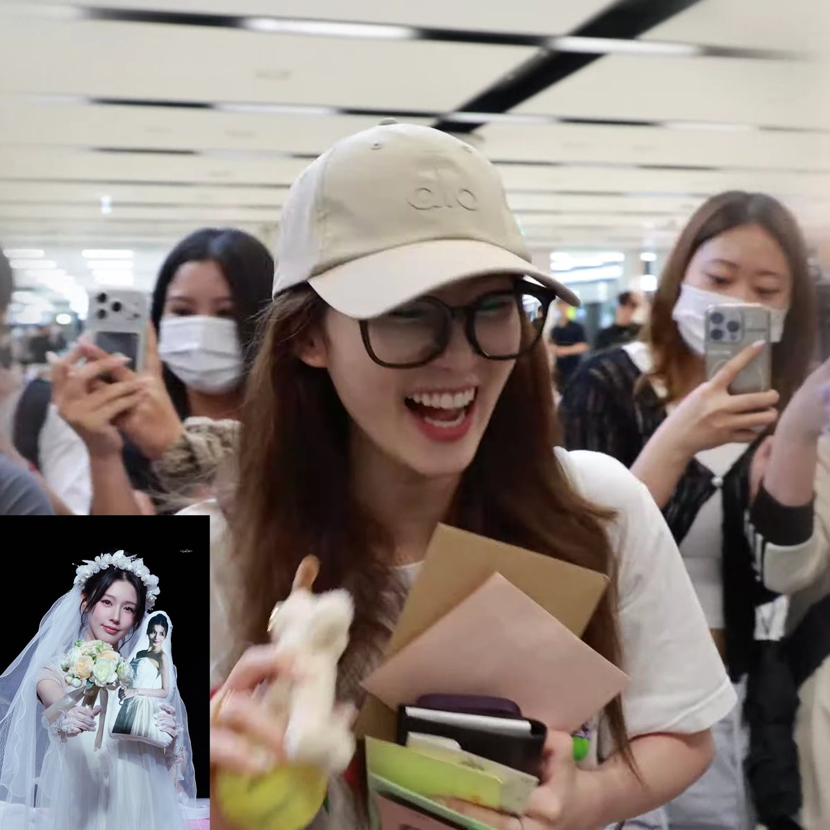 SANA talking to fans about her wedding with Miyeon: 🐹 ㅋㅋㅋ I was just her girlfriend recently and now we're married? 🐹 Are you okay with me getting married? 👤 It's okay if it's Miyeon 🐹 ㅋㅋㅋ Are TWICE members okay? 👤 Members are okay 🐹 Chaeyoungie? 👤 Chaeyoung is okay