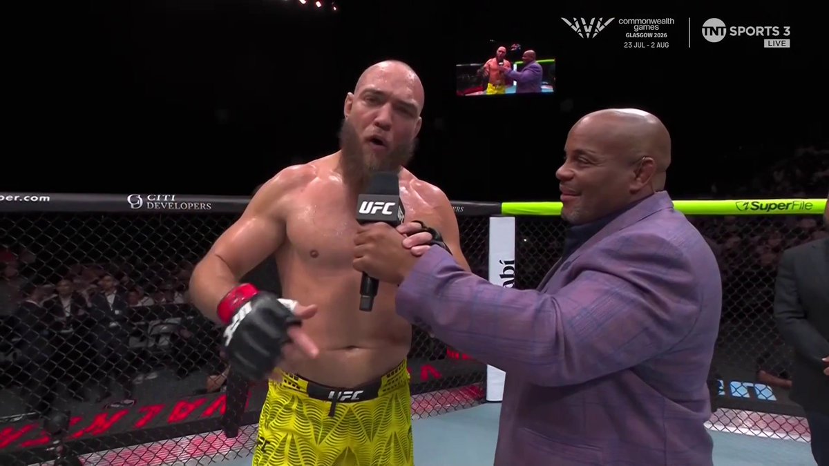 Valter Walker just called out referee Herb Dean to fight next 😭 “I want to punch him on back of his head because he take all aura from our Poatan!”