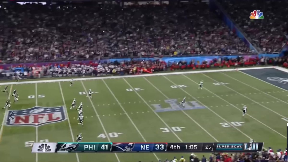Bryan Braman made the tackle to pin the Patriots inside their own 10 yard line on the final drive to win Super Bowl 52. Still can't believe Braman left us a year ago. You'll forever be an important piece of Eagles history, Braman 💚 #Eagles