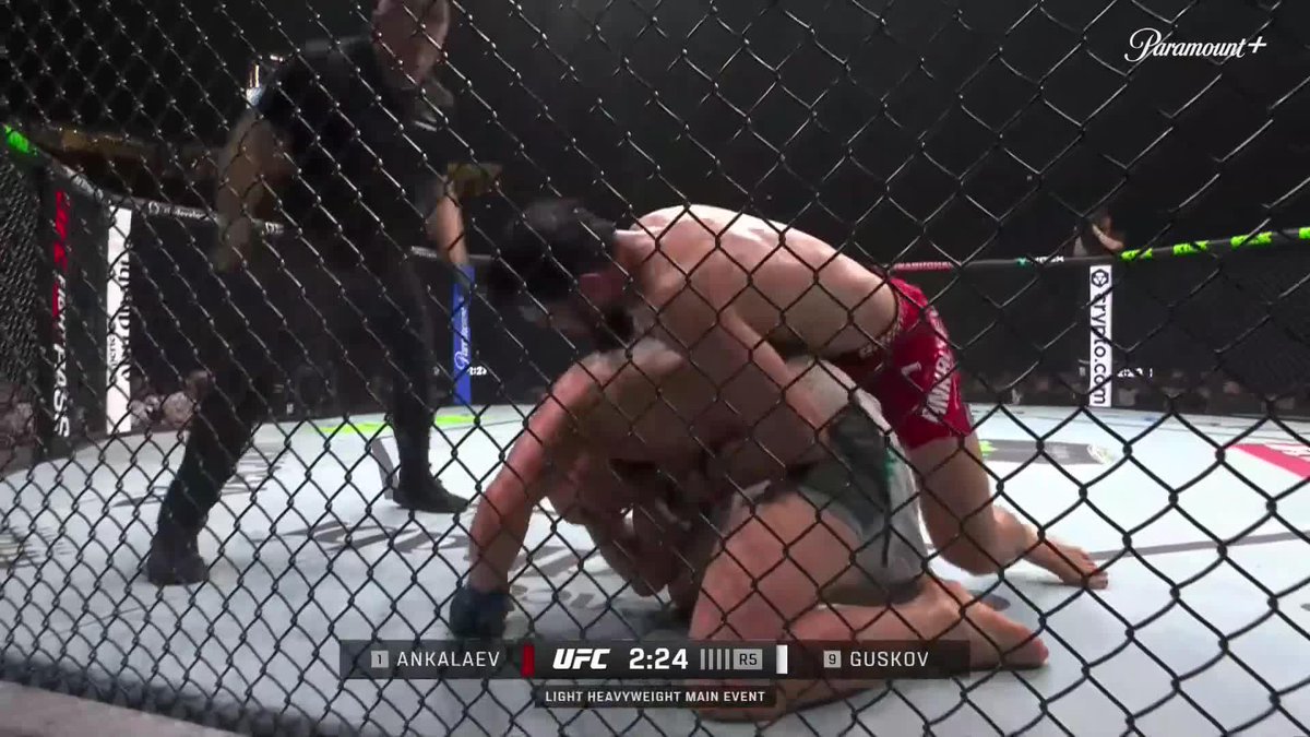 Magomed Ankalaev just finished Bogdan Guskov in the fifth round 😳 #UFCAbuDhabi