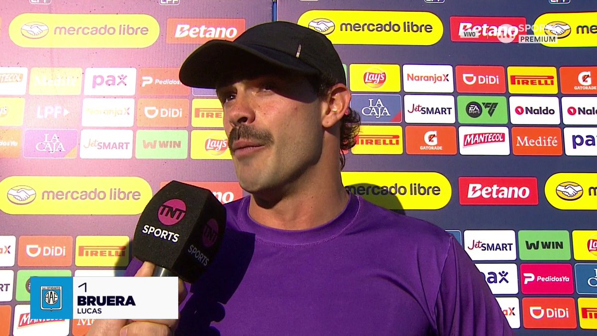 "LA TOQUÉ Y NO ME COBRARON CÓRNER" 😅 Lucas Bruera y su declaración postpartido.en la victoria de Estudiantes de Rio Cuarto. Viví el Torneo Clausura 2026 por TNT Sports Premium y disfrutalo también en HBO Max 👉 #Suscribite #LPFxTNTSports