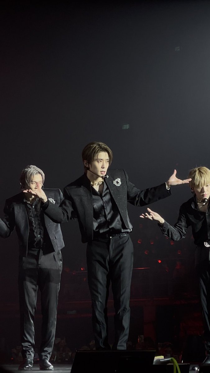 ฮือ ๆ มุ้บิ๋หล่อหนิ