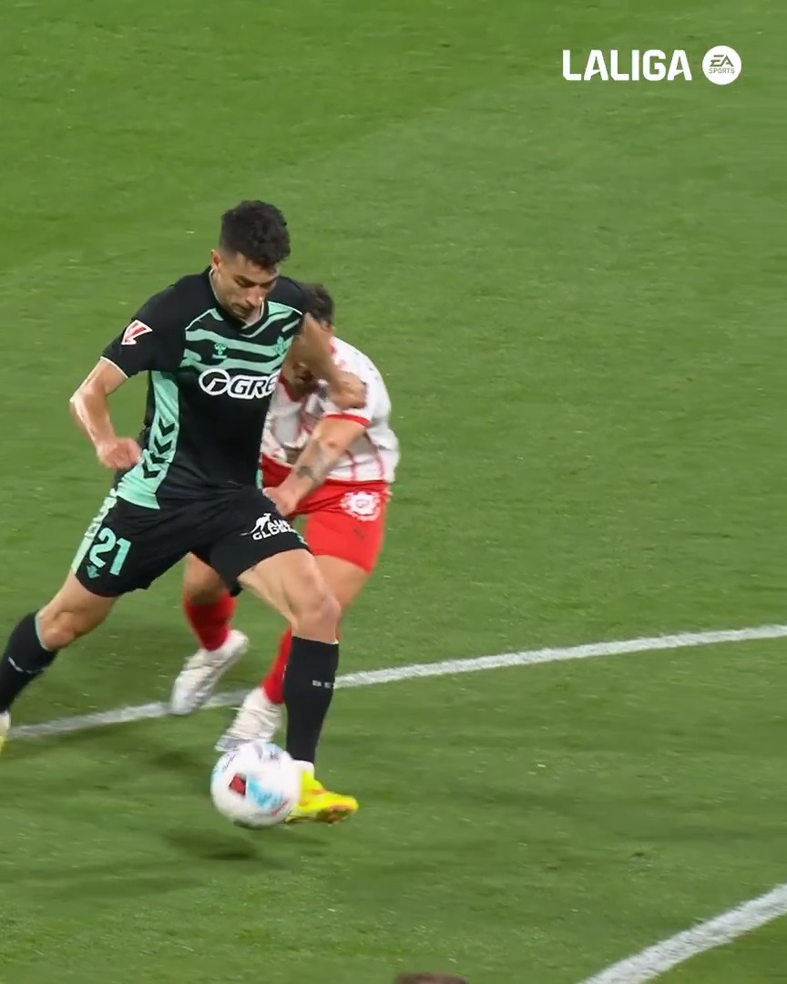 Lo mejor de Marc Roca Junqué en la 25/26. 💚 LALIGAHighlights | Real Betis Balompié 🌴💚