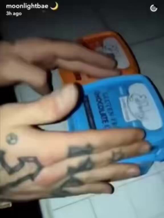 ariana grande e mac miller fazendo cookies juntos na larica da madrugada❤️‍🩹