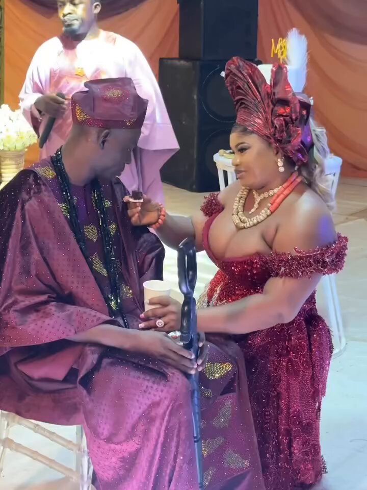 Moment Geh Geh's wife fed him at their wedding ceremony.