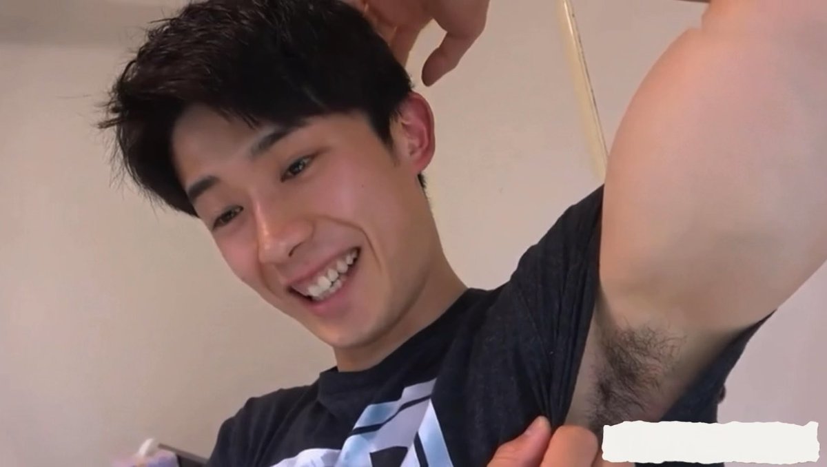 顔も身体もモノも凄いのに、褒められたら超照れるの良い あと肌めっちゃ綺麗