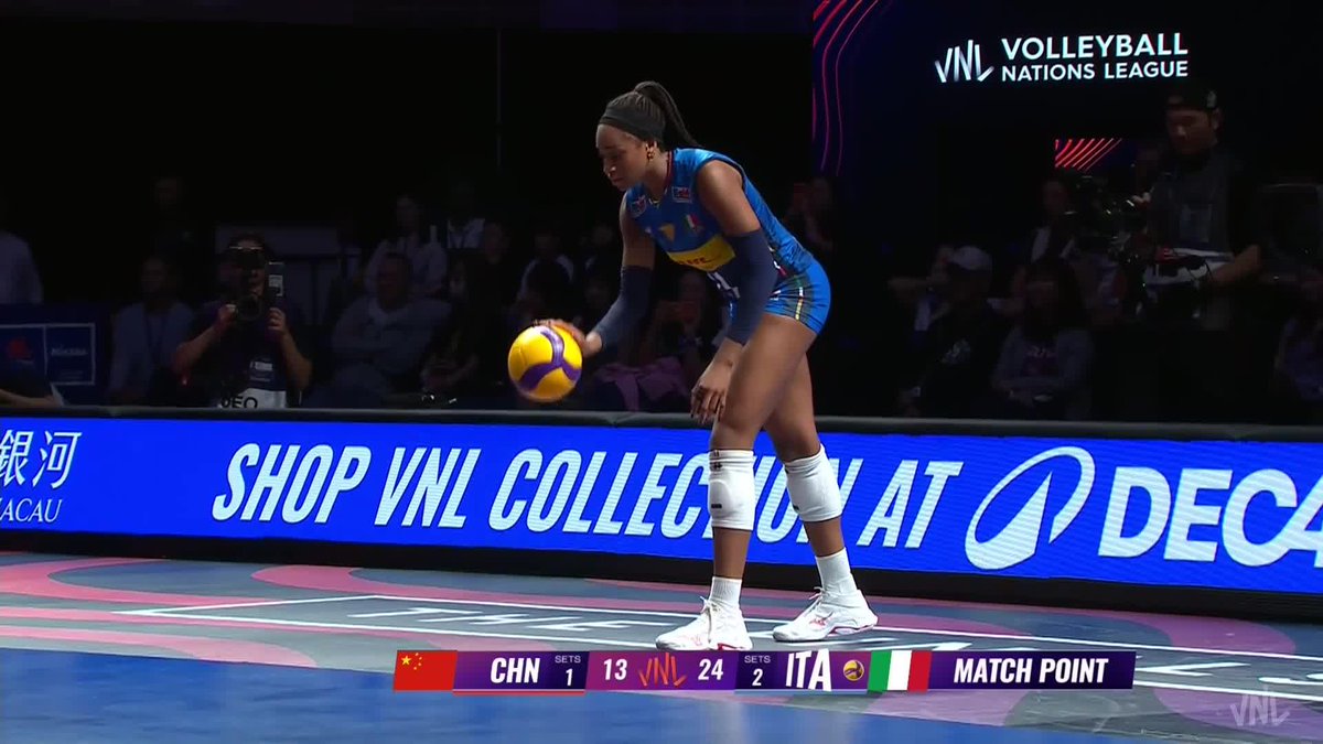 #VNL2026: 🇮🇹 ITALY TAKE THIRD PLACE! 🥉🔥 The Azzurre close out their campaign with a huge win over China 🇨🇳 and a place on the VNL podium! 🙌🏻 🎥 Highlights coming soon... 🏐 #BePartOfTheGame #Volleyball #VNLFinals
