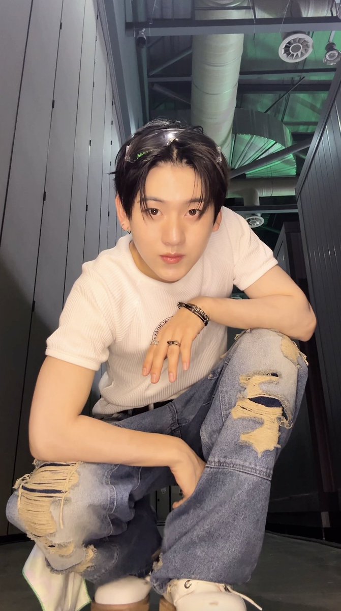 𝑴𝒂𝒅𝒅 𝒕𝒊𝒏𝒈 #계훈 #Kyehoon #KickFlip #킥플립